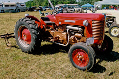 1956 Massey-Harris 50 Utility, SN SGM500931, owned by the Aschenbrenner family of Courtland, Minnesota.