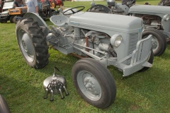 1951 TO-30 SN TO-62612 owned by Megan Kimball and Grandpa Richard of West Liberty, OH.  Vacuum-driven milker sitting next to the tractor.