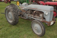 1948 TO-20 SN TO-5007 owned by Gene Shemonic of Mount Vernon, IL.  Implement is a 16-AO-28 one bottom plow.